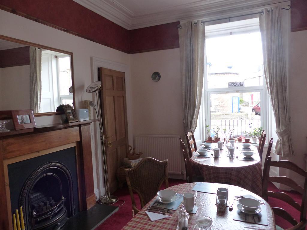 Castle Viewpoint B&B Inverness Exterior photo