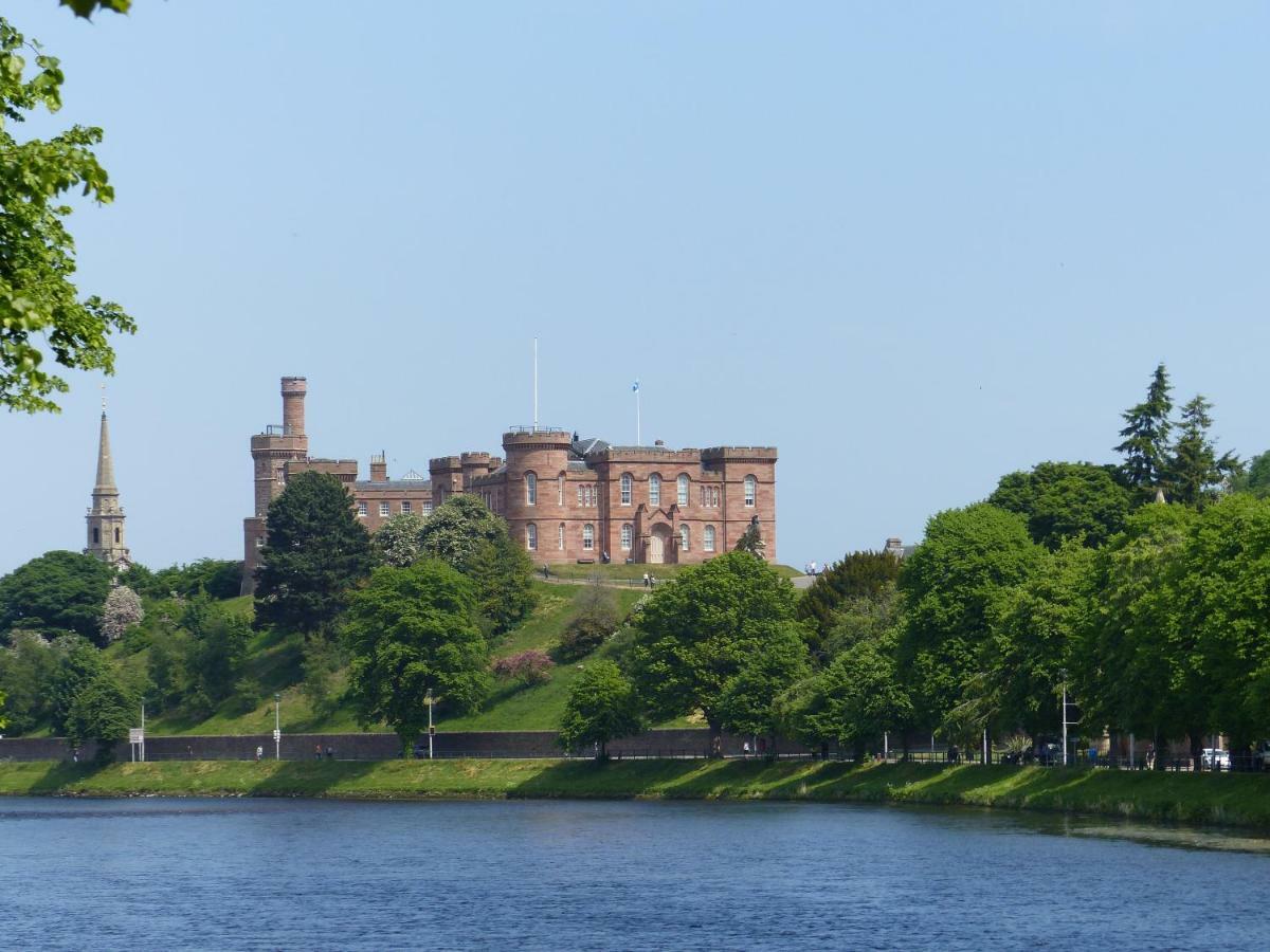 Castle Viewpoint B&B Inverness Exterior photo